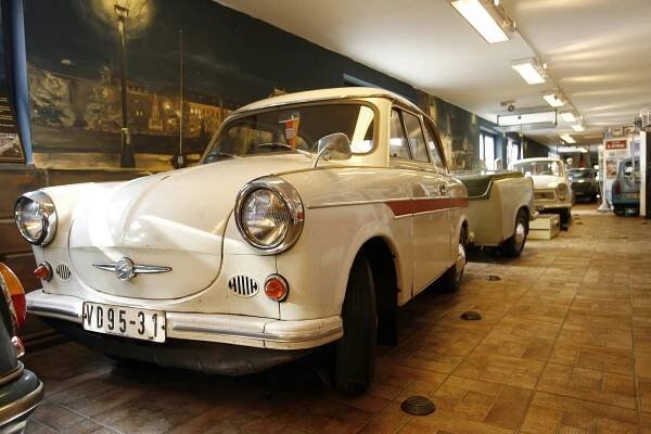 OBRAZEM: V motolském muzeu připomínají fenomén trabant