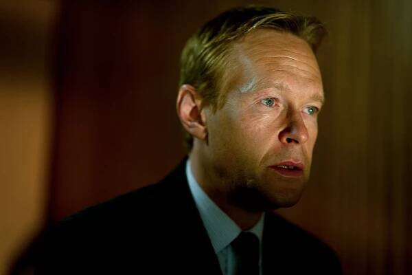 Komplicové - Epizoda 1 - Z filmu - Steven Mackintosh