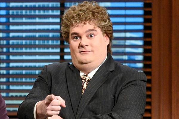 Bobby Moynihan as Jeremy Ganz on Saturday Night Live