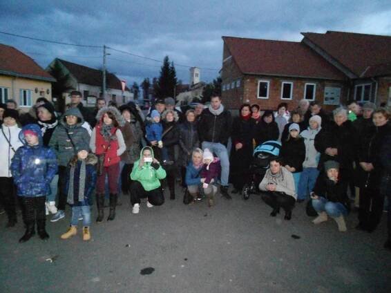 Obec Těšetice - Rozsvěcení vánočního stromu 2016