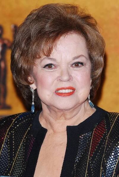 Ve věku 85 let zemřela hollywoodská hvězda a velvyslankyně Shirley Temple