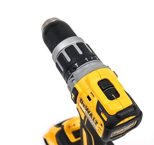 Aku příklepová vrtačka DeWALT DCD796D2-QW | Jarabák