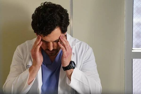 'Station 19' Offers Update on DeLuca's 'Grey's Anatomy' Diagnosis