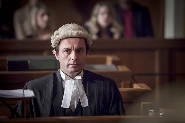 Zákon a pořádek: Spojené království - Customs - Z filmu - Dominic Rowan
