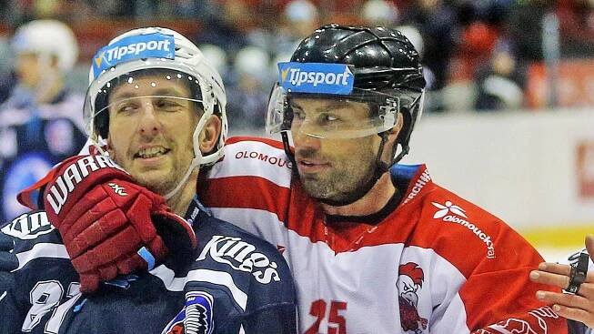 Irgl se dojatě loučil s fans Mory, klub jej ale do Vítkovic nepustil
