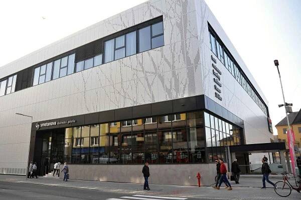 Smetanova obchodní galerie ve Vsetíně; čtvrtek 31. října 2019