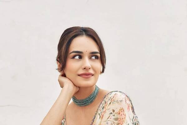 Manushi Chhillar brings painterly florals to monsoon with her Label Anushree sari
