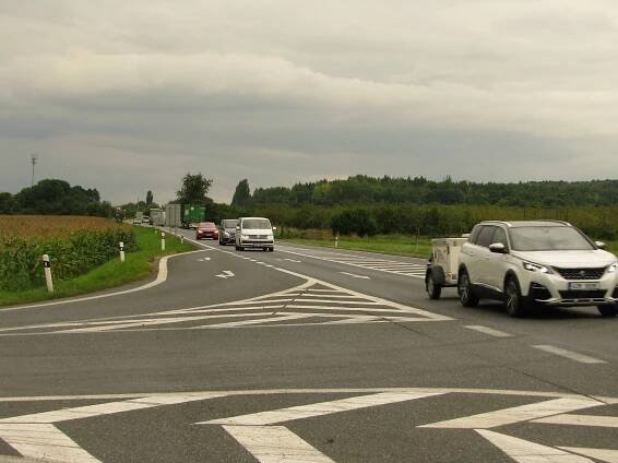 Dopravní peklo. Chystá se částečná uzavírka silnice mezi Kolínem a Kutnou Horou