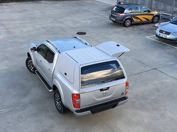 Hard Top STARFLEX Nissan Navara D23 NP300, boční dveře