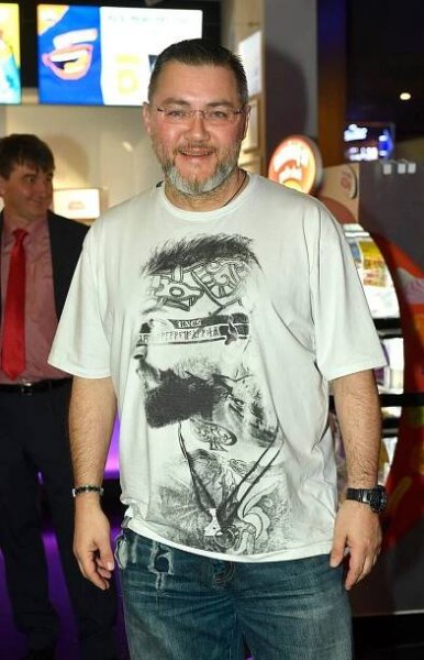 Občas mě někdo pozná, ale davy fanynek nemám, směje se dabér Bohdan Tůma