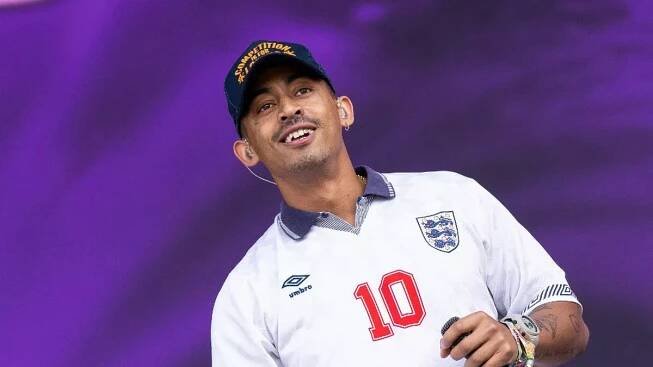 Glastonbury fans complain over BBC's Rizzle Kicks snub after Jordan Stephens' message