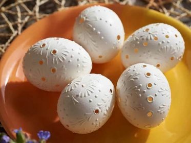 Snadný trik na rychlo barvení vajíček | PrimadomaTV
