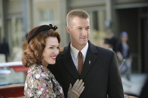 The Astronaut Wives Club - Protocol - Z filmu - Erin Cummings, Kenneth Mitchell