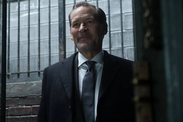 Gotham - Jemné umění dělat si nepřátele - Z filmu - James Remar