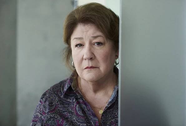 Slizoun Pete - Série 2 - Promo - Margo Martindale