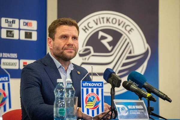 Trenér Varaďa o kariéře, Vítkovicích i nečekaném trejdu od Hadamczika