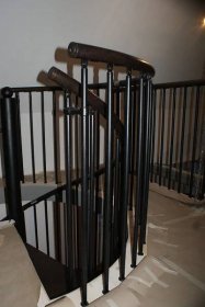 Kovové zábradlí na točité schody DUDA model Madryt 00 S
