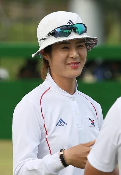 Choi Bo-min (archer)