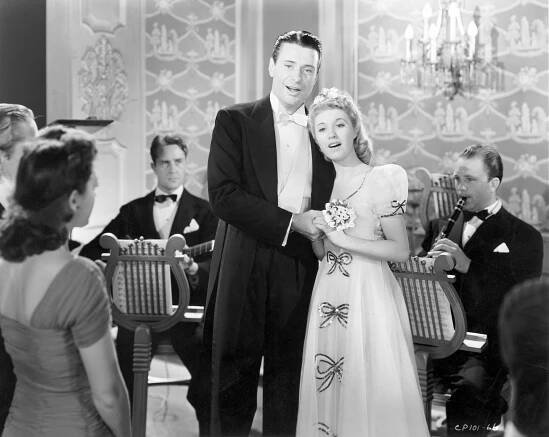 Její první romance - Z filmu - Wilbur Evans, Edith Fellows