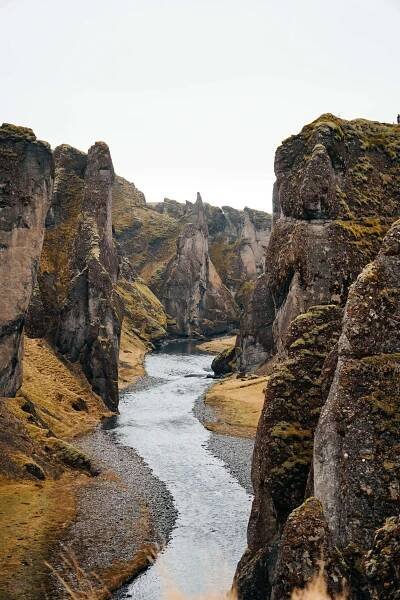 Kaňon Fjaðrárgljúfur - Island