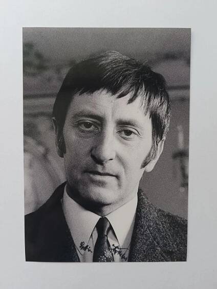 LUBOMÍR KOSTELKA - ORIGINÁLNÍ AUTOGRAM - PODPIS - VĚTŠÍ FORMÁT - Ostatní sběratelské předměty