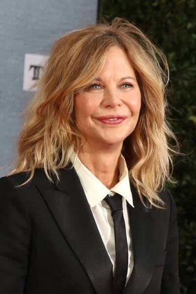 Foto 7 k článku Padlý anděl Meg Ryan šokovala veřejnost napuchlými tvářemi a obličejem bez mimiky. Herečka je k nepoznání