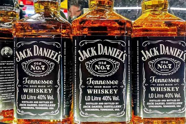 Brown-Forman Stock Falls as Jack Daniel's Whiskey Sales Slump and Revenue Drops