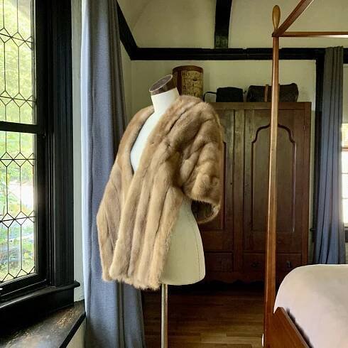 WILLIAM ROSENDORF Mink Fur Stole Wrap