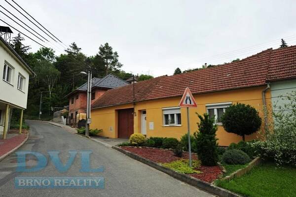 Rodinný dům 2+1 - Rašovice, okres Vyškov.