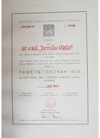 14E00 Dekret - Pamětní odznak 1938 udělen Ústředí Svazu Brannosti 1947 Národní Garda