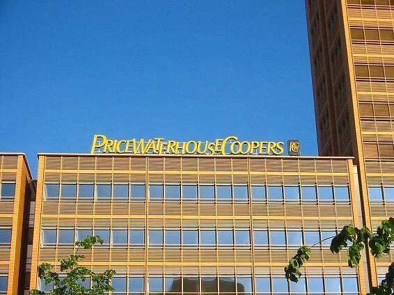 Soubor:Potsdamer Platz - PricewaterhouseCoopers, 20060603 6.jpg – Wikipedie
