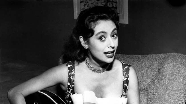 Caterina Valente, Singer Who Was a Star on Two Continents, Dies at 93