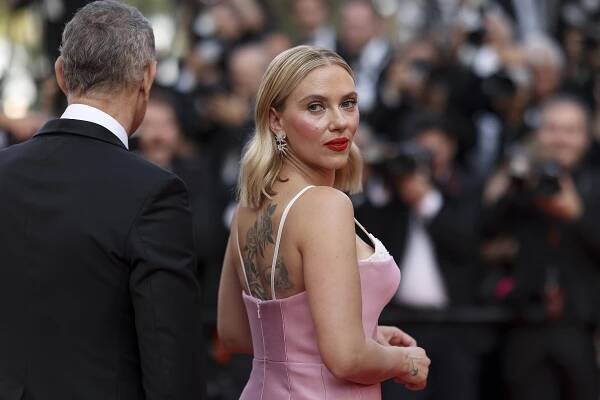 Scarlett Johanssonová souhlasila s rande naslepo s 12letou Ocean