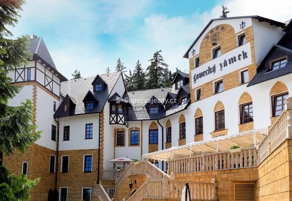 SPA & WELLNESS ZÁMEK LUŽEC U KARLOVÝCH VARŮ - Česká Republika - Západočeské lázně - Karlovy Vary | Superzajezdy.cz