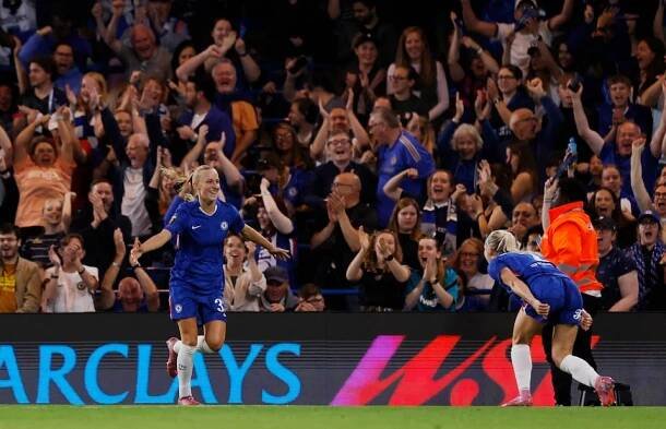 Women's Super League - Chelsea v Manchester City