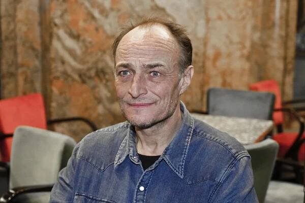 Karel Dobrý žije už 30 let s dcerou slavného herce. Synové jsou otci až neuvěřitelně podobní, podívejte