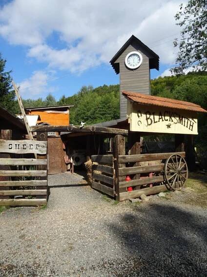 Westernové městečko "Hill Valley" foto 6
