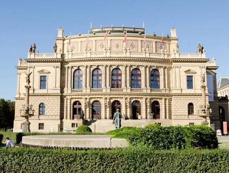 Dvořákova síň Rudolfina – PKO