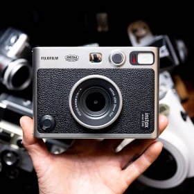 Fujifilm Instax Mini Evo review: more camera than toy