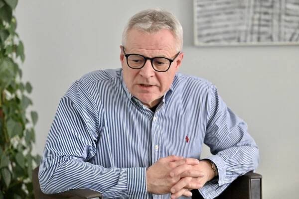 Svět už nevnímá Petra Pavla jako kuriozitu, říká poradce prezidenta Kolář
