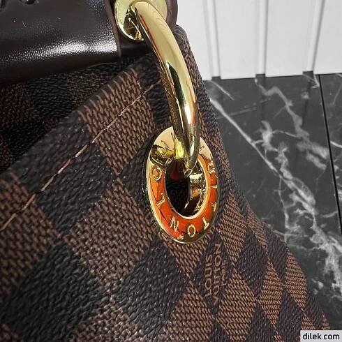 Louis Vuitton Artsy MM Monogram