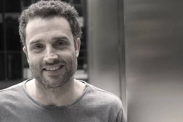 Entrevista a Daniel Guzmán, director de ‘A cambio de nada’