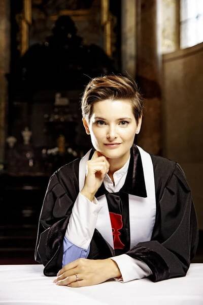 Tajná svatba Daniela Krejčíka s panem ředitelem: Druhý obřad s farářkou ze StarDance!