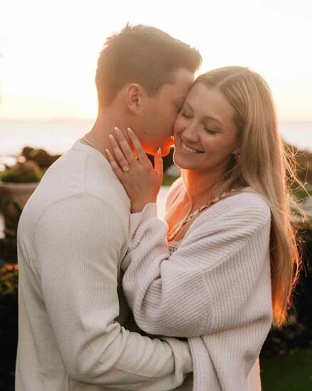 Ava Sambora, Daughter of Heather Locklear and Richie Sambora, Is Engaged to Boyfriend Tyler Farrar