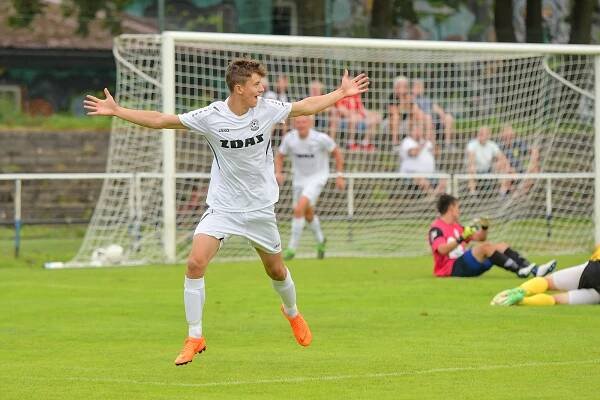 OBRAZEM MSFL a divize: Všechna tři krajská derby patřila domácím fotbalistům