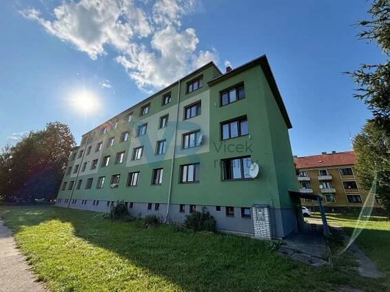 Nabízíme k prodeji byt 2+1 v osobním vlastnictví, 56 m2 v Třeboni ulice Nádražní - vicek-reality.cz