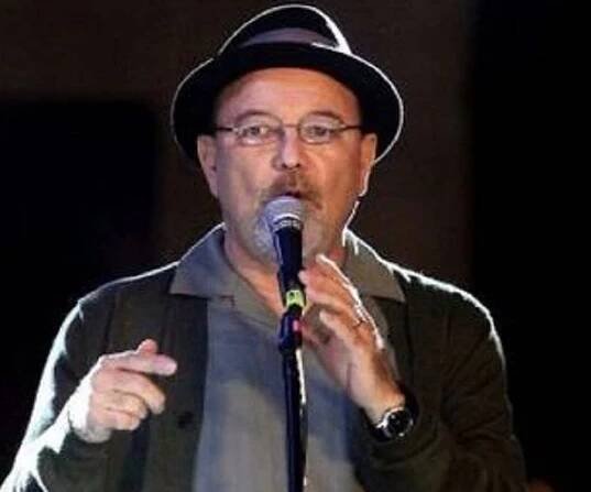 Rubén Blades Biography – Childhood, Music Career & Achievements