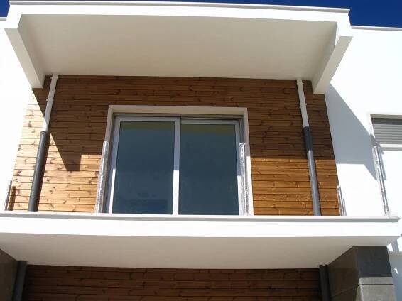 Dřevěné fasády a terasy z masivu ThermoWood® - Venkovní obklady
