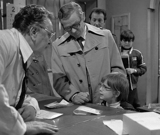 Robert Vrchota, Eduard Cupák, Filip Venclík - Bakaláři - Dioptrie - Z filmu