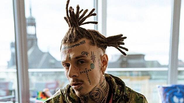 Raper Yzomandias